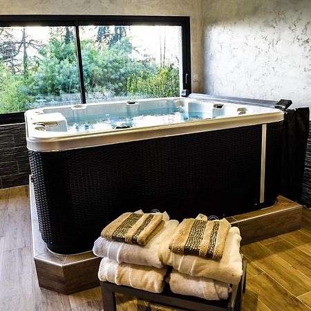 Secret De Campagne Spa Grisolles  Exterior photo